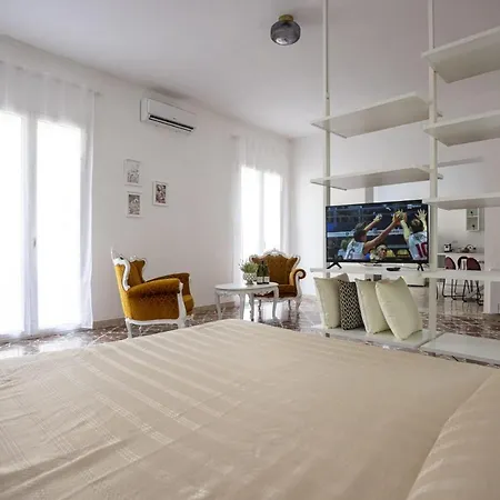 Al 26 アパート *